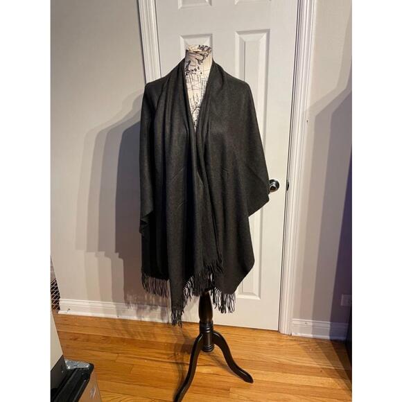 🤍Italian Vintage Fringe Shawl Pashmina cape shrug poncho multifunctional sweater - Picture 2 of 4